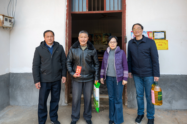送温暖1.jpg 送温暖1.jpg