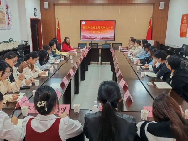 重庆3.jpg 重庆3.jpg