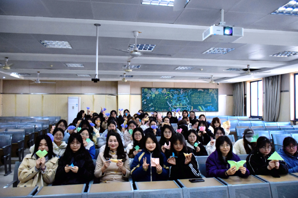 中国好人3.png 中国好人3.png