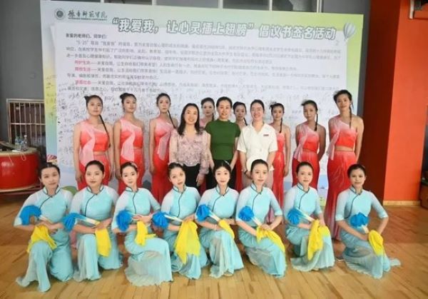 图片1.jpg 图片1.jpg