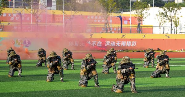 单兵作战 崇真通讯社 刘佳芸-3_副本.jpg 单兵作战 崇真通讯社 刘佳芸-3_副本.jpg