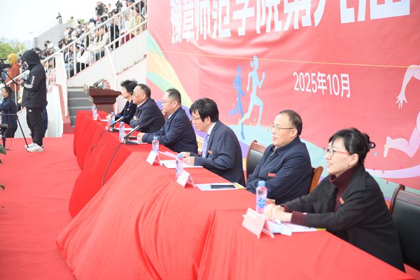 2-崇真通讯社 李晓莹_副本.jpg 2-崇真通讯社 李晓莹_副本.jpg