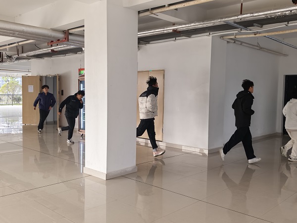 微信图片_20251204144833_200_75.jpg 微信图片_20251204144833_200_75.jpg