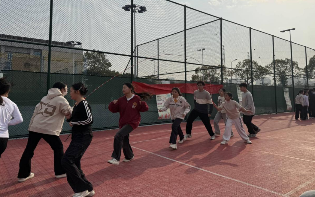 屏幕截图 2025-12-05 203914.png 屏幕截图 2025-12-05 203914.png