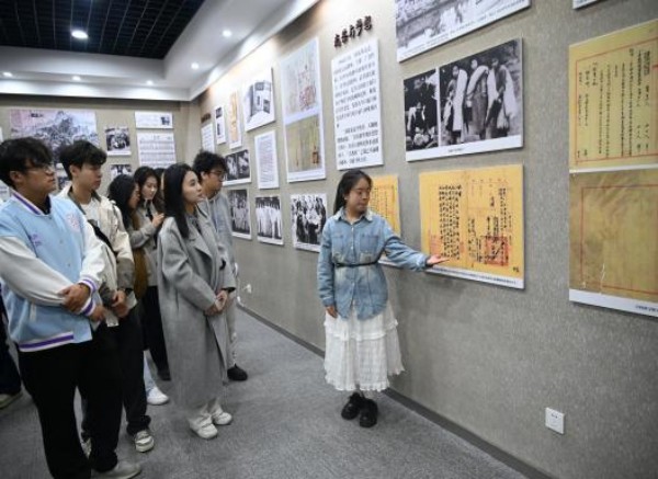 图片4.jpg 图片4.jpg