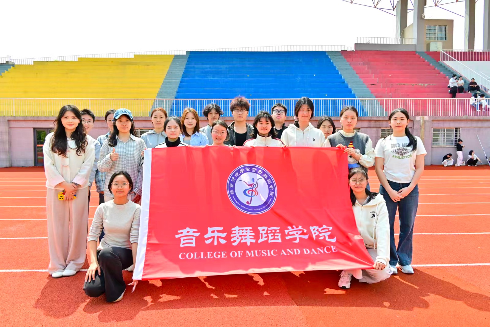 2.1.jpg 2.1.jpg