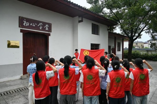 图片2.jpg 图片2.jpg