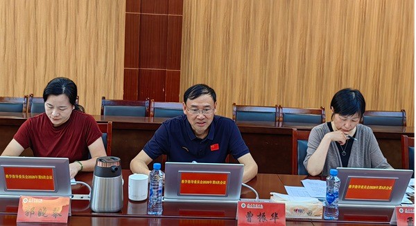图2.jpg 图2.jpg